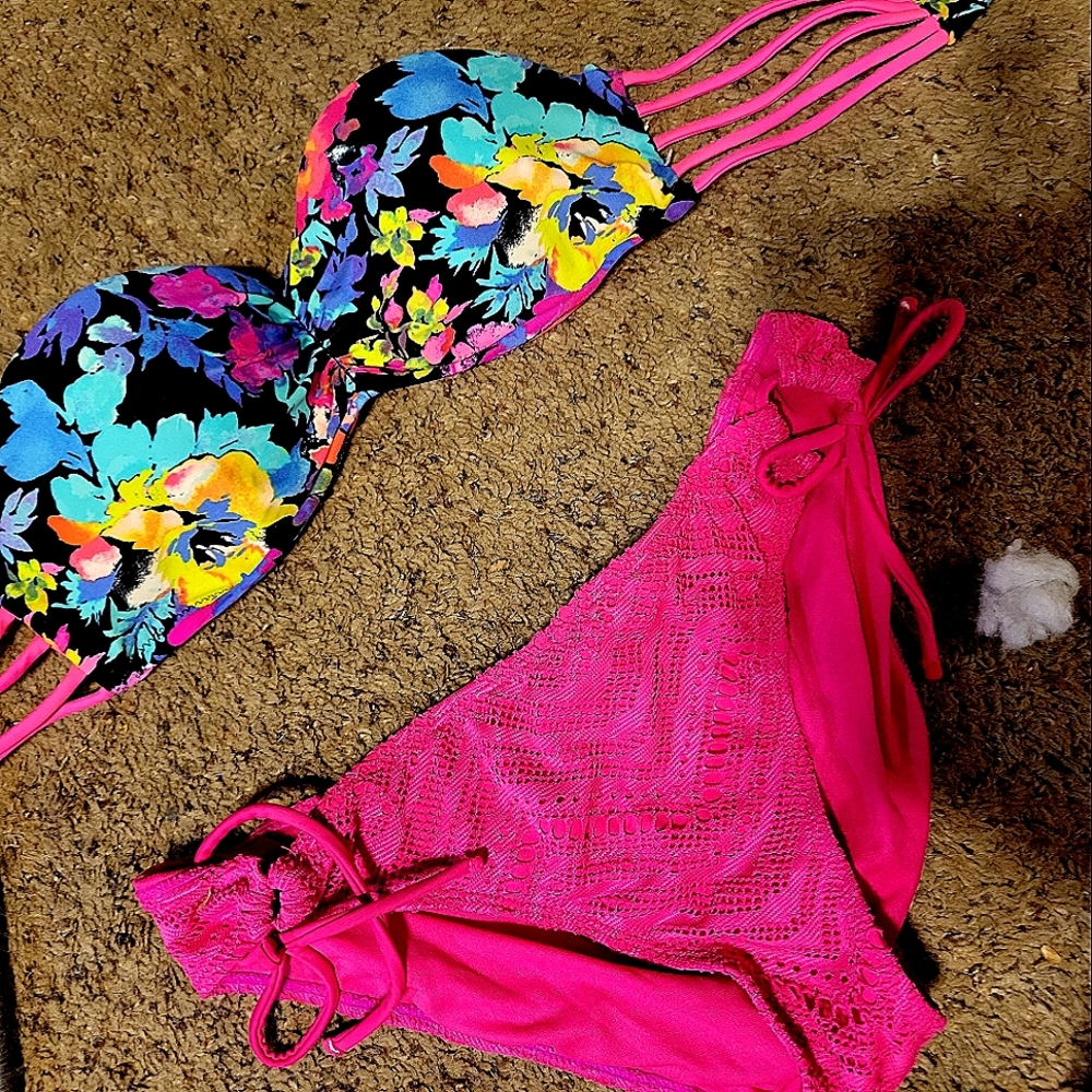 Bathing suit